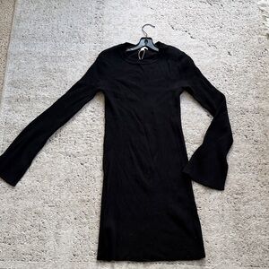 GB Women’s Black Long-Sleeve Ribbed Knit Dress